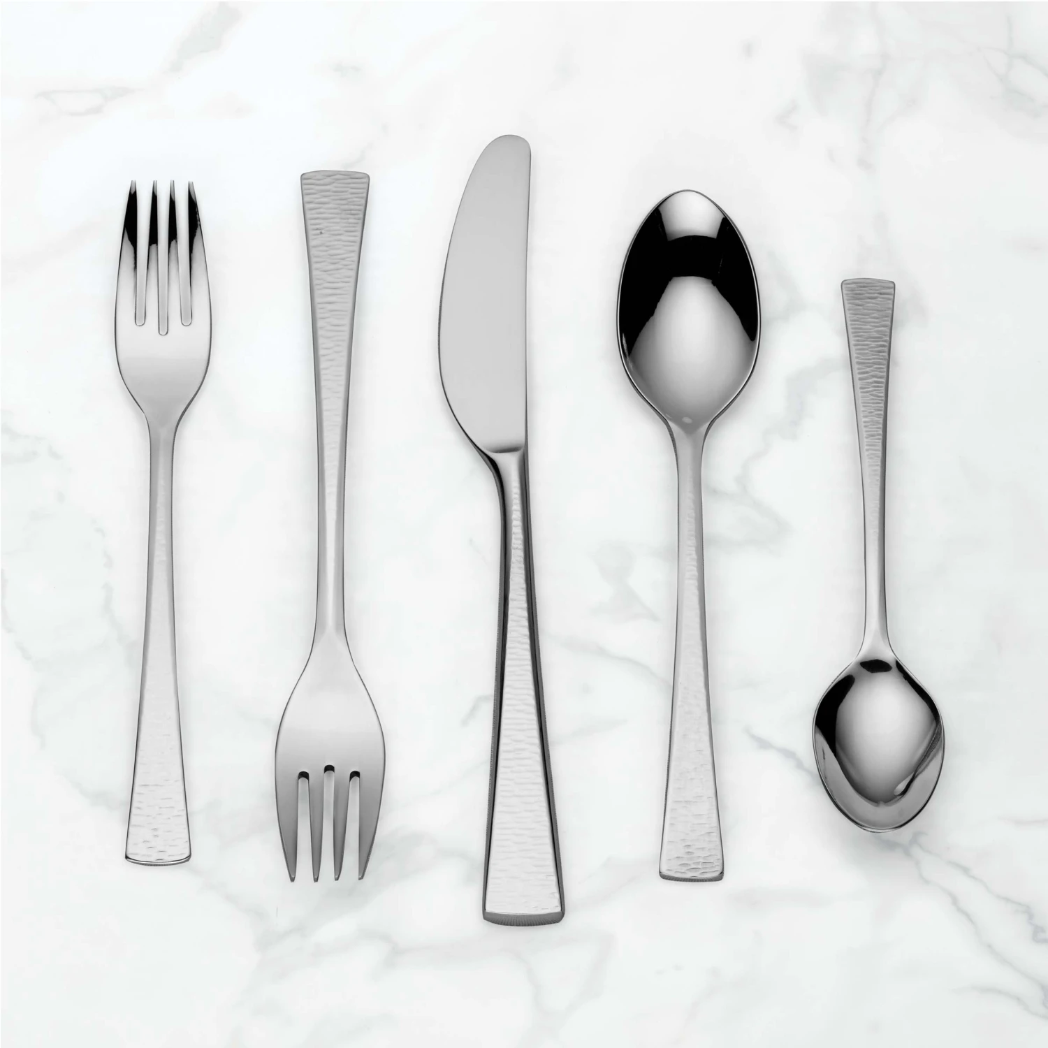Gorham Biscayne™ 65-Piece Flatware Set - Elegant Stainless Steel Silverware for Everyday Dining 3 Gorham Biscayne™ 65-Piece Flatware Set - Elegant Stainless Steel Silverware for Everyday Dining
