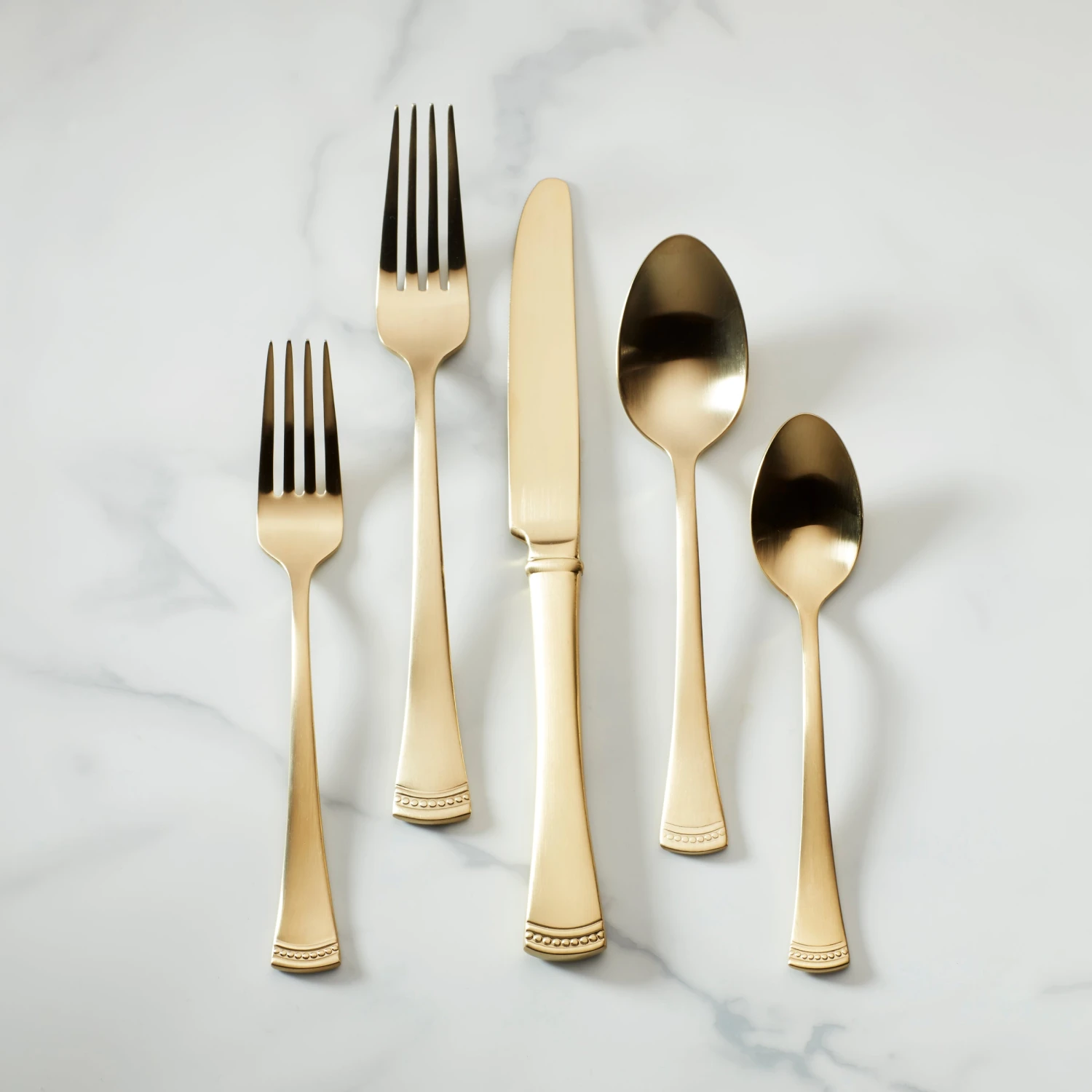 Lenox Portola Gold 20-Piece Flatware Set - Elegant Stainless Steel Cutlery 3 Lenox Portola Gold 20-Piece Flatware Set - Elegant Stainless Steel Cutlery