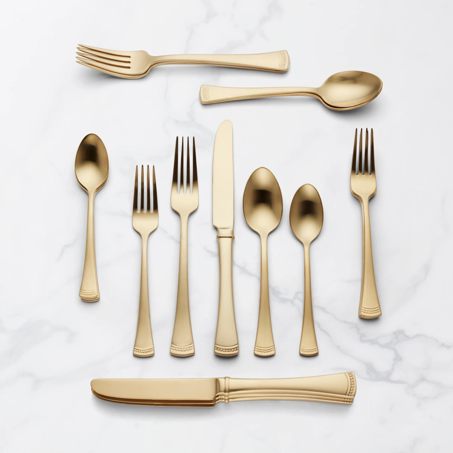 Lenox Portola Gold 20-Piece Flatware Set - Elegant Stainless Steel Cutlery 4 Lenox Portola Gold 20-Piece Flatware Set - Elegant Stainless Steel Cutlery - Image 2