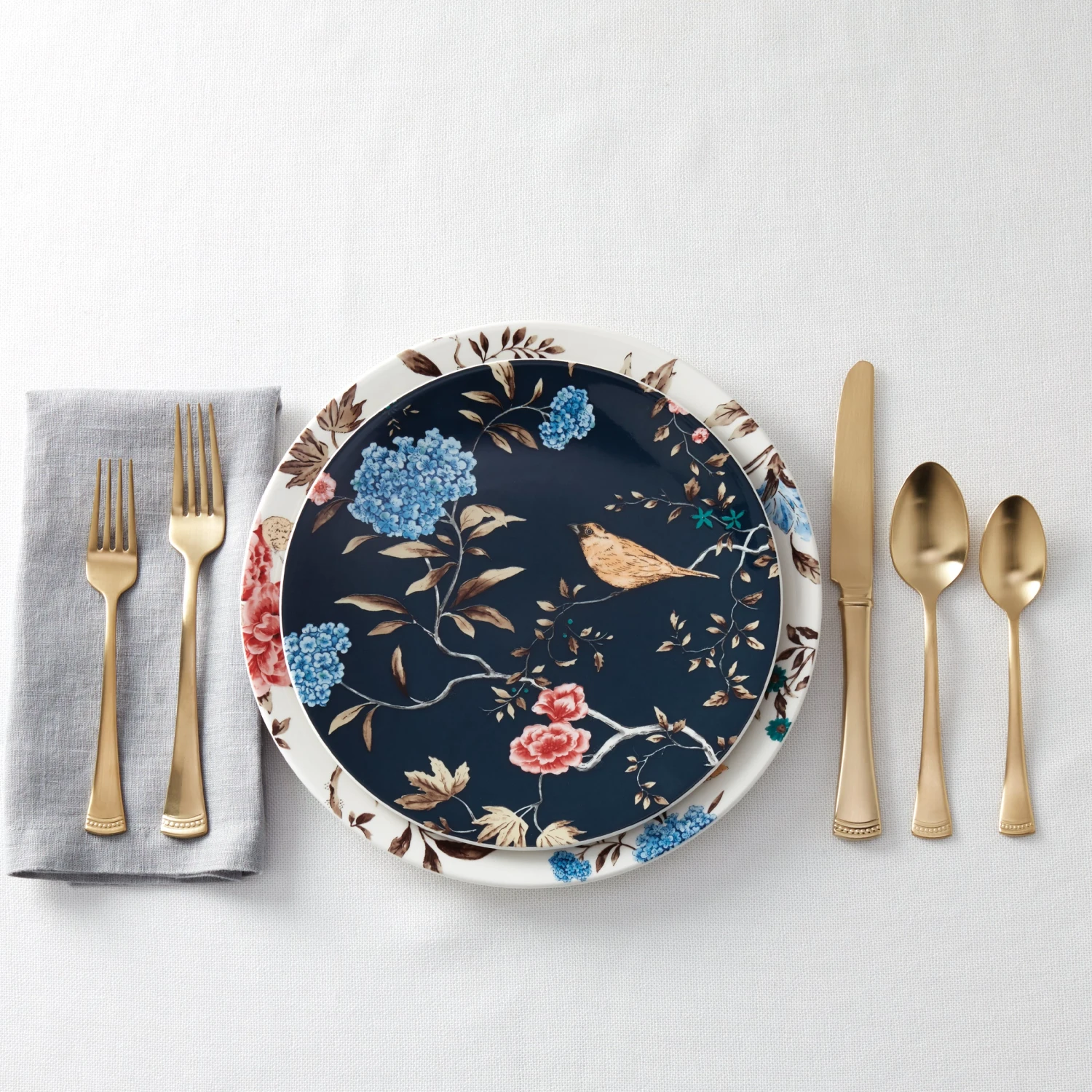 Lenox Portola Gold 20-Piece Flatware Set - Elegant Stainless Steel Cutlery 15 Lenox Portola Gold 20-Piece Flatware Set - Elegant Stainless Steel Cutlery - Image 13