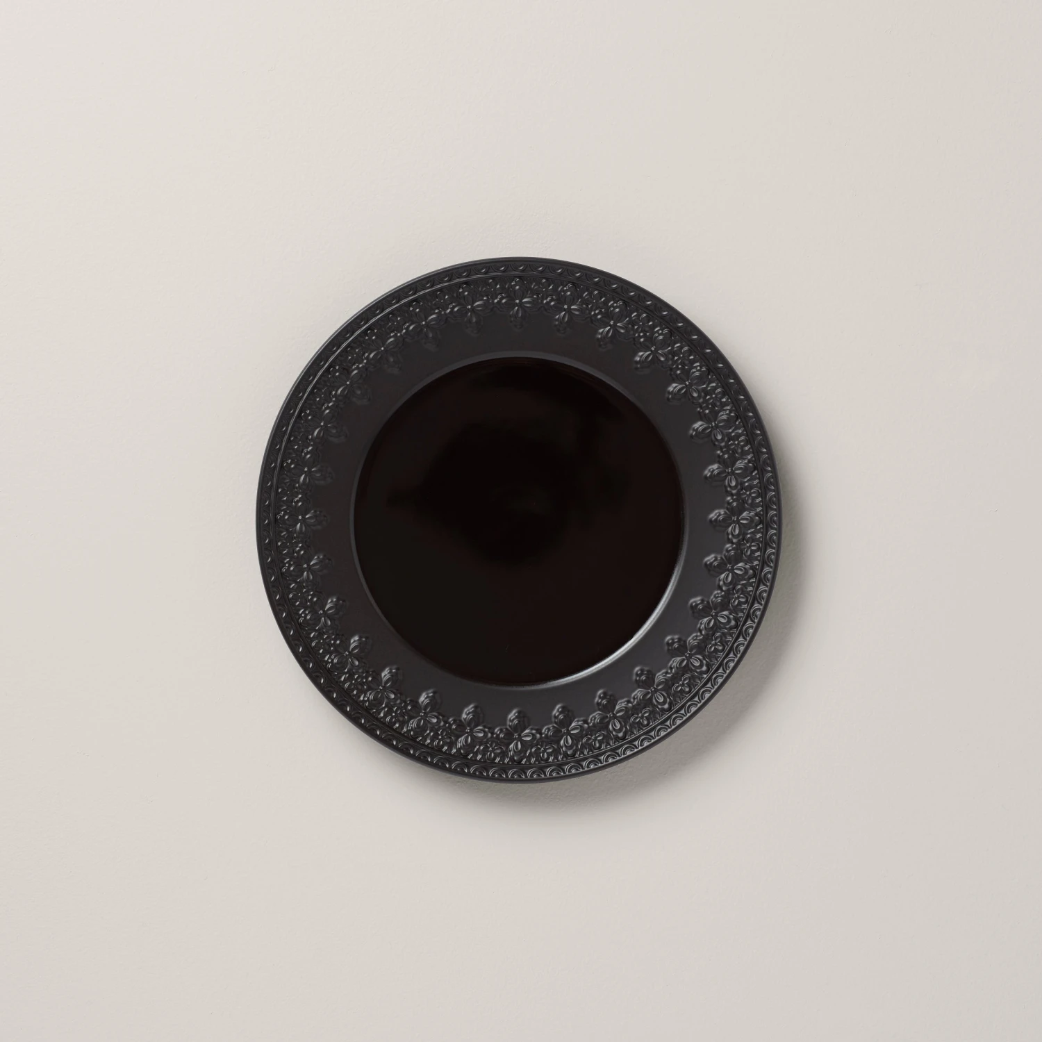 Lenox Chelse Muse Fleur Matte Black 4pc Dinner Plate Set β Elegant Dinnerware for Stylish Dining 4 Lenox Chelse Muse Fleur Matte Black 4pc Dinner Plate Set β Elegant Dinnerware for Stylish Dining - Image 2