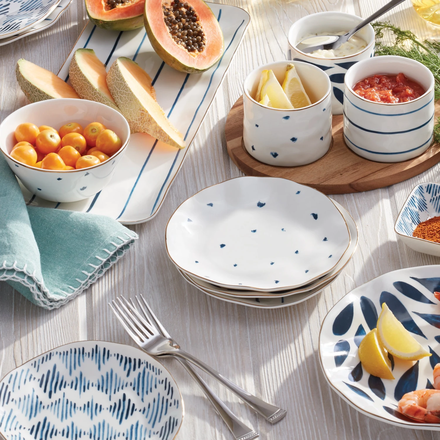 Lenox Blue Bay™ 4pc Tidbit Plate Set - Elegant Dinnerware for Stylish Entertaining 7 Lenox Blue Bay™ 4pc Tidbit Plate Set - Elegant Dinnerware for Stylish Entertaining - Image 5