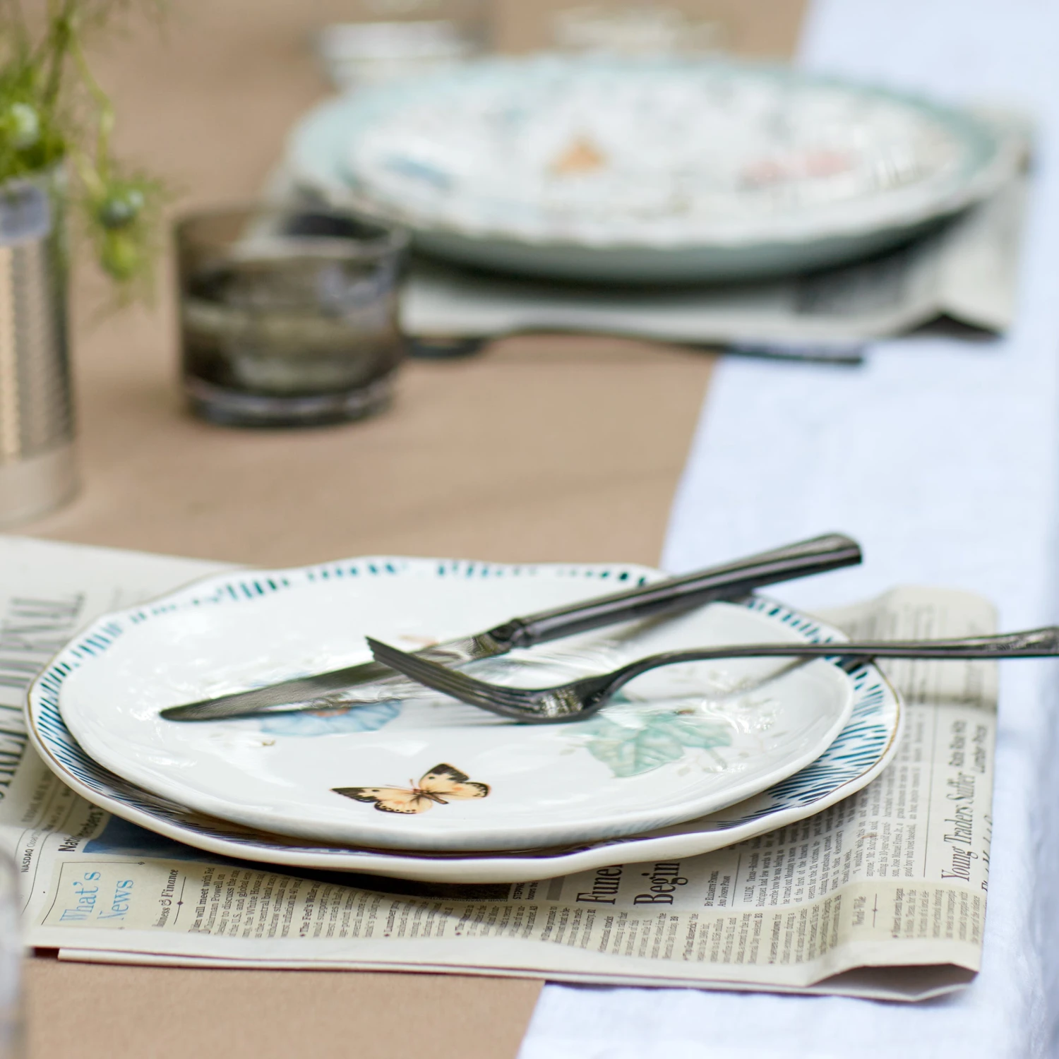 Lenox Portola Black 20-Piece Flatware Set - Elegant Stainless Steel Flatware for Everyday Dining 4 Lenox Portola Black 20-Piece Flatware Set - Elegant Stainless Steel Flatware for Everyday Dining - Image 3