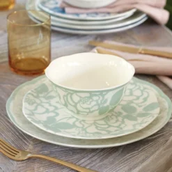 Lenox Butterfly Meadow Cottage 4-Piece Accent Plates - Elegant Dinnerware Set -lenox Sales Store 894087 894088 894090 894251 877880 LNP S22 FEA 1 0d3e9d4f f4fd 42fc 86c1 f09b02d29f5e