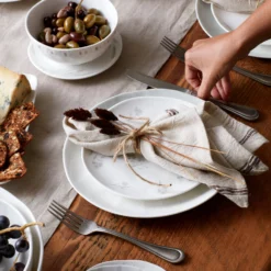 Lenox Oyster Bay Assorted Accent Plates, Set of 4 | Elegant Dinnerware -lenox Sales Store 894529 894223 890139 LNP S23 FEA 10 f4da3d30 ad9f 4a2f 8a73 4fc7a1ac53c9